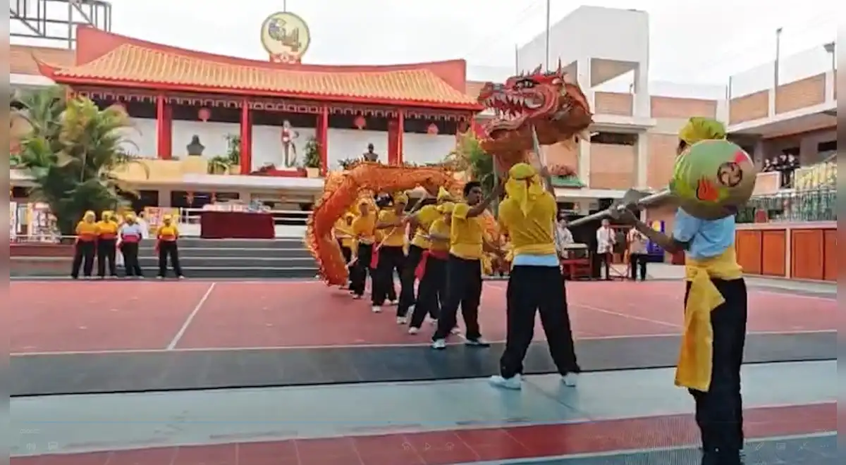 Danza y fiesta unio a Perú y China