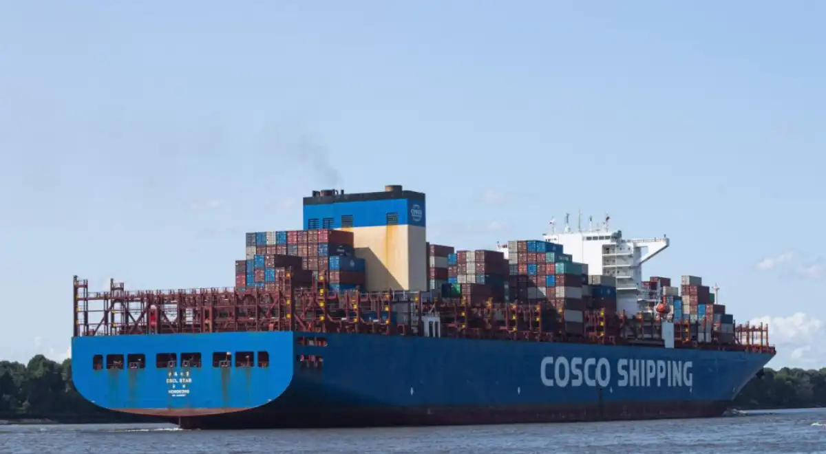 Barco de COSCO SHIPPINHG