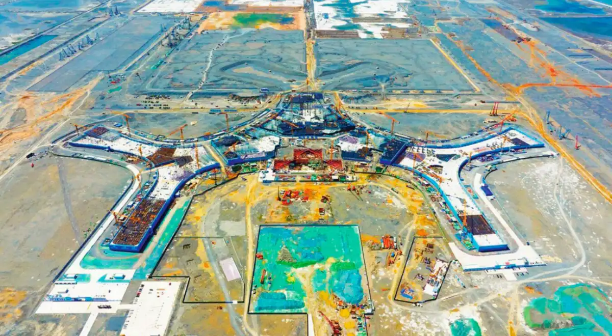 Construcción del mega Aeropuerto Internacional Dalian Jinzhouwan