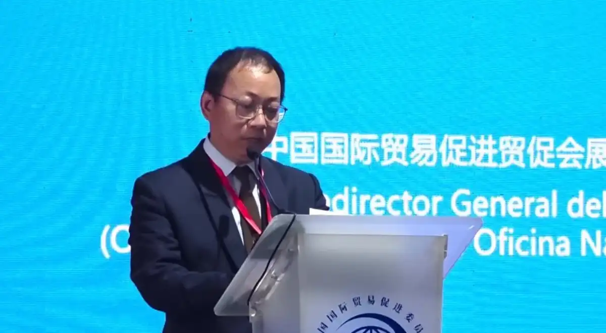 Conferencia de un empresario chino en la Feria de Cantón