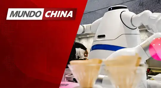 Robots chinos ayudan en la cocina