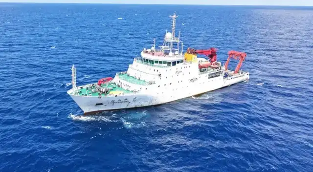 China halla bajo el Pacífico un yacimiento submarino de oro con muestras de 15 gramos de oro y más de 1 kilo de plata por tonelada