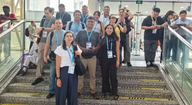 Delegación empresarial de la Cámara de Comercio Peruano Chino participa en el primer día de la 140.ª Feria de Cantón en China